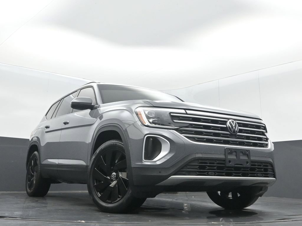 2025 Volkswagen Atlas SE