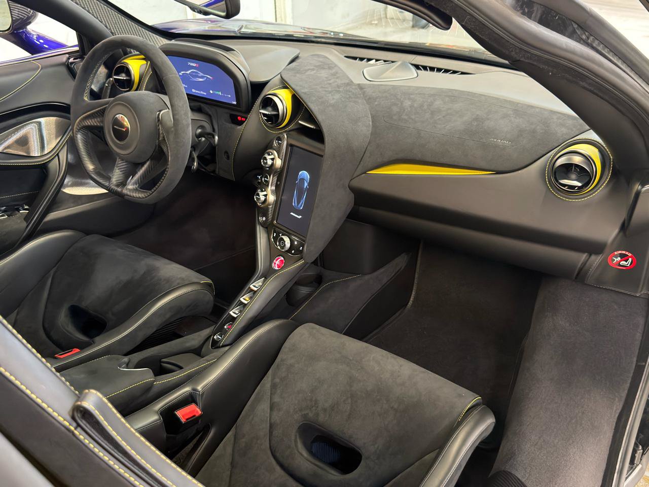 Used 2018 McLaren 720S photo 30
