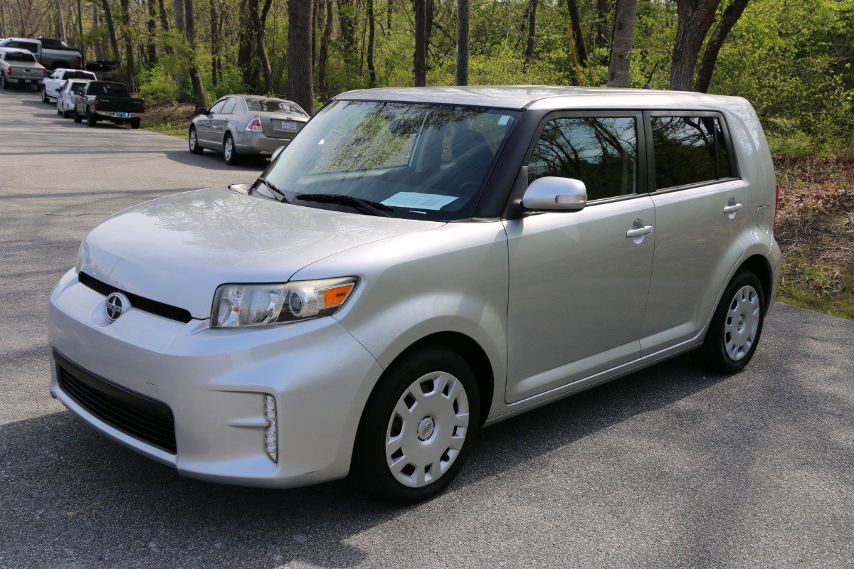 2015 Scion xB 