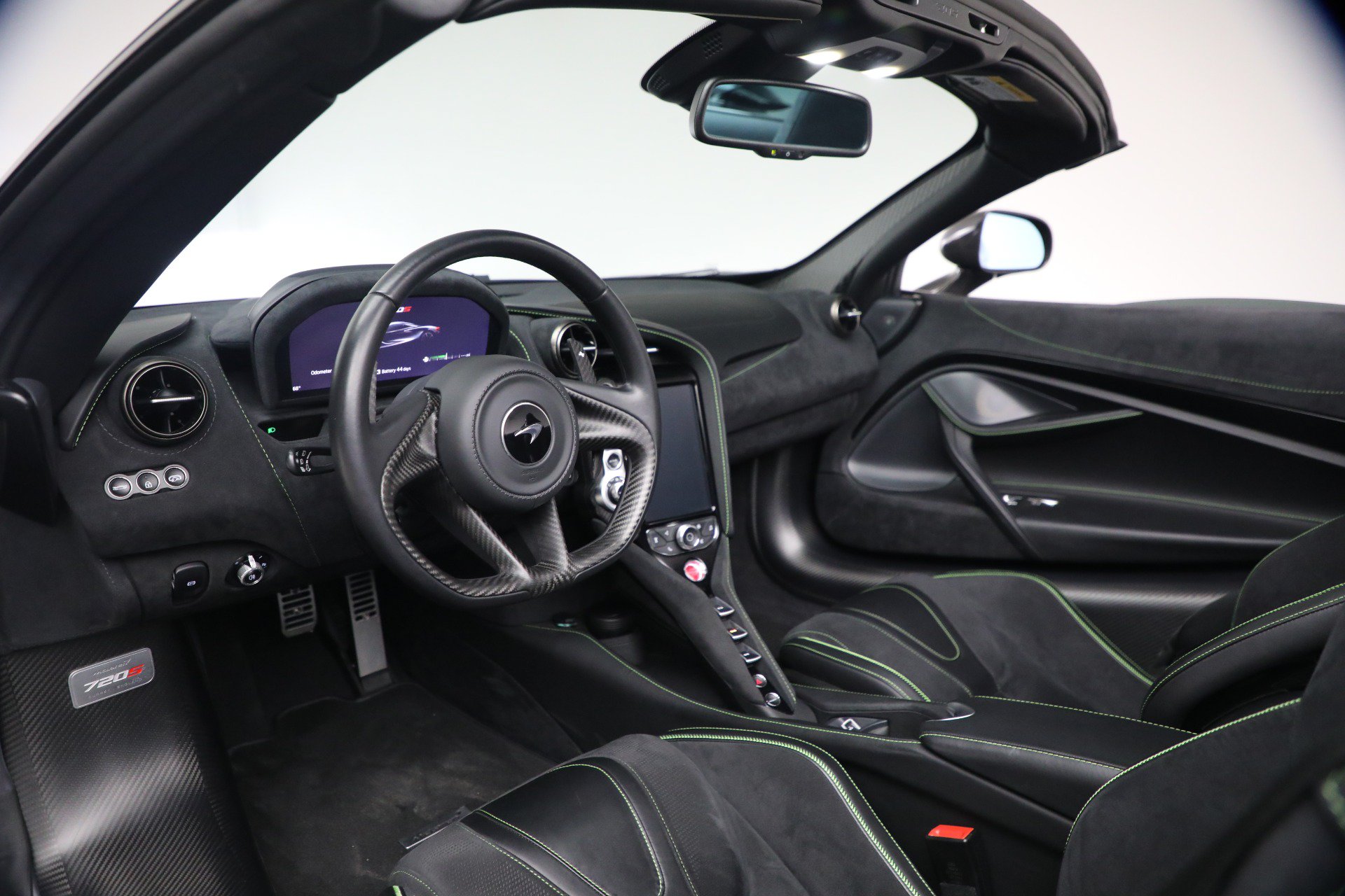 Used 2020 McLaren 720S Performance photo 28
