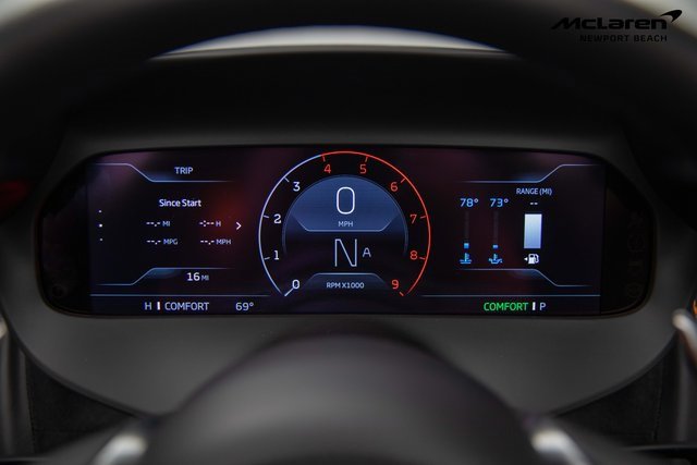Used 2025 McLaren 750S Spider photo 30