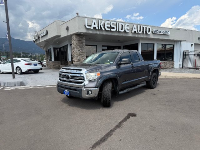 Used 2017 Toyota Tundra SR5 w/ SR5 Upgrade Package