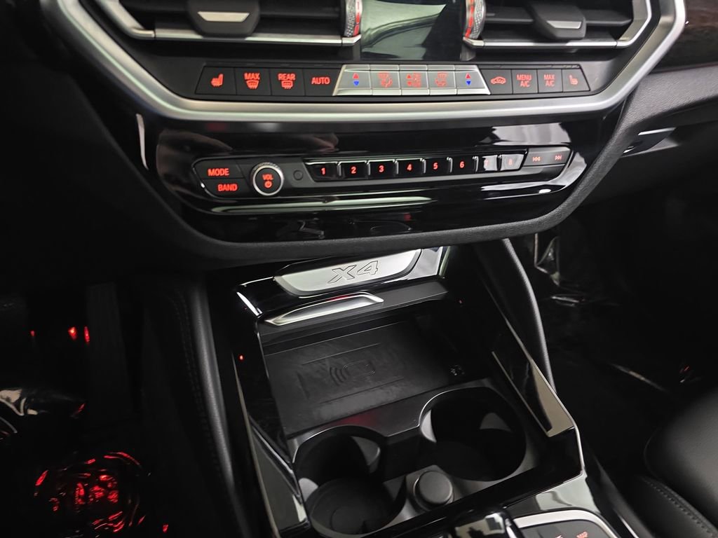 2023 BMW X4 xDrive30i