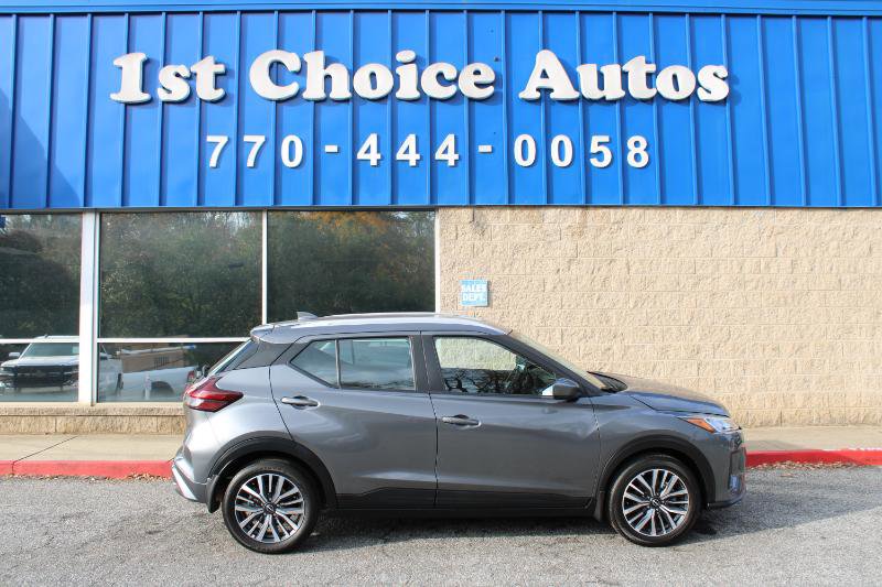 2022 Nissan Kicks SV