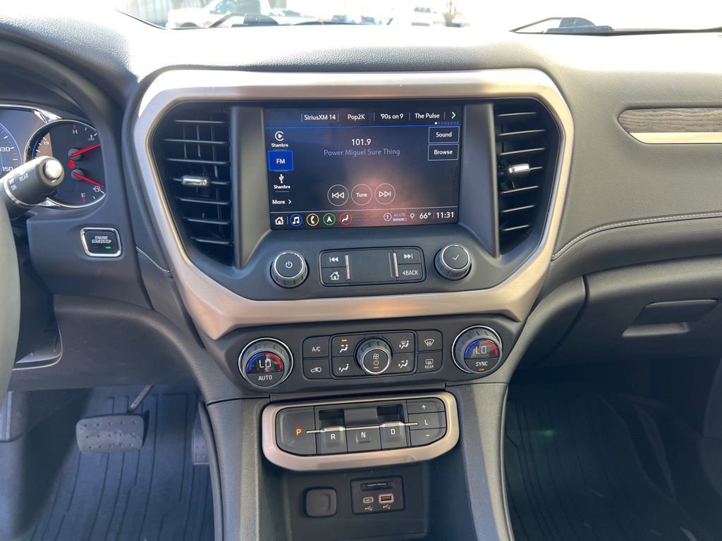 2023 GMC Acadia Denali