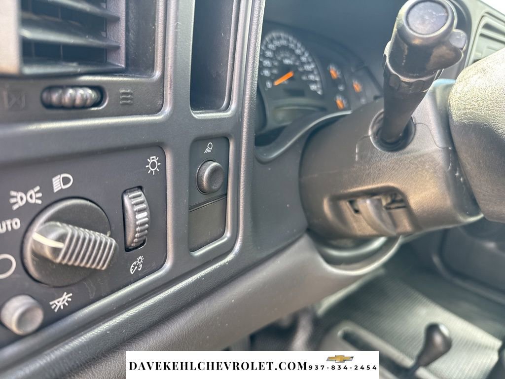 2004 Chevrolet Silverado 2500 W/T