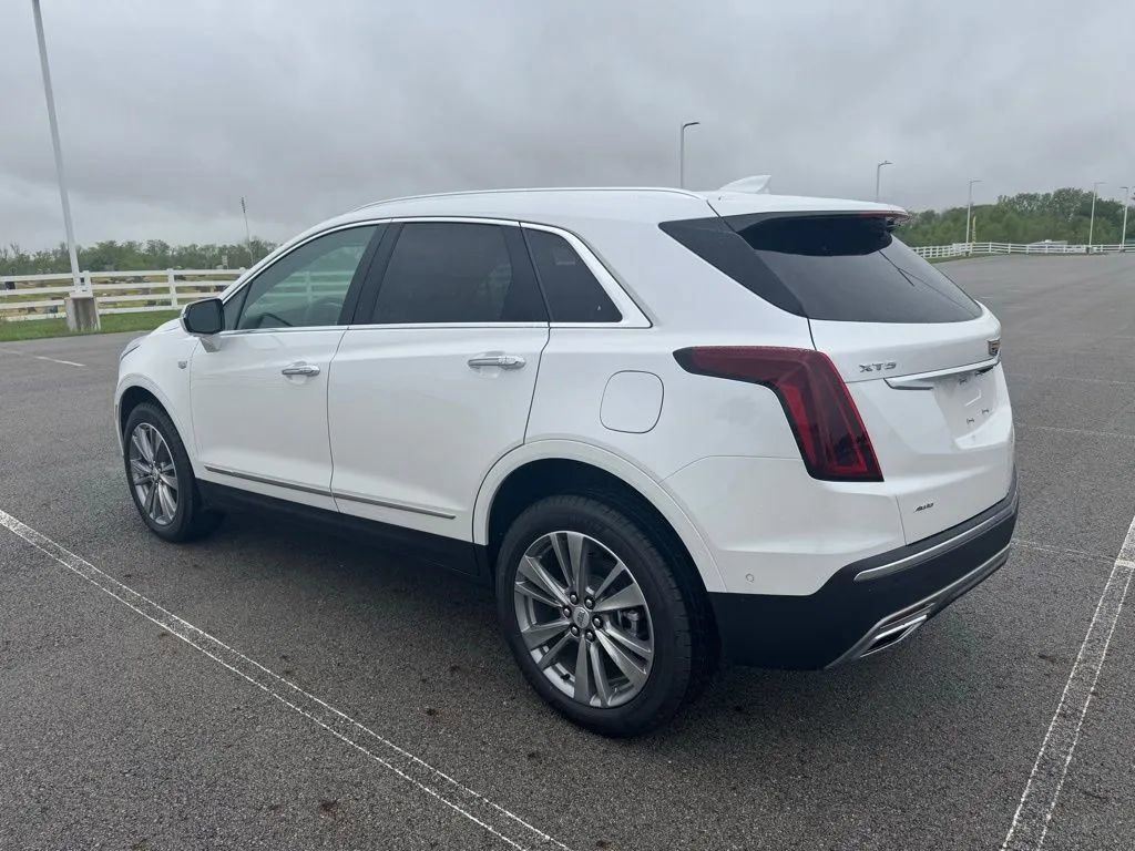 2026 Cadillac XT5 Premium Luxury