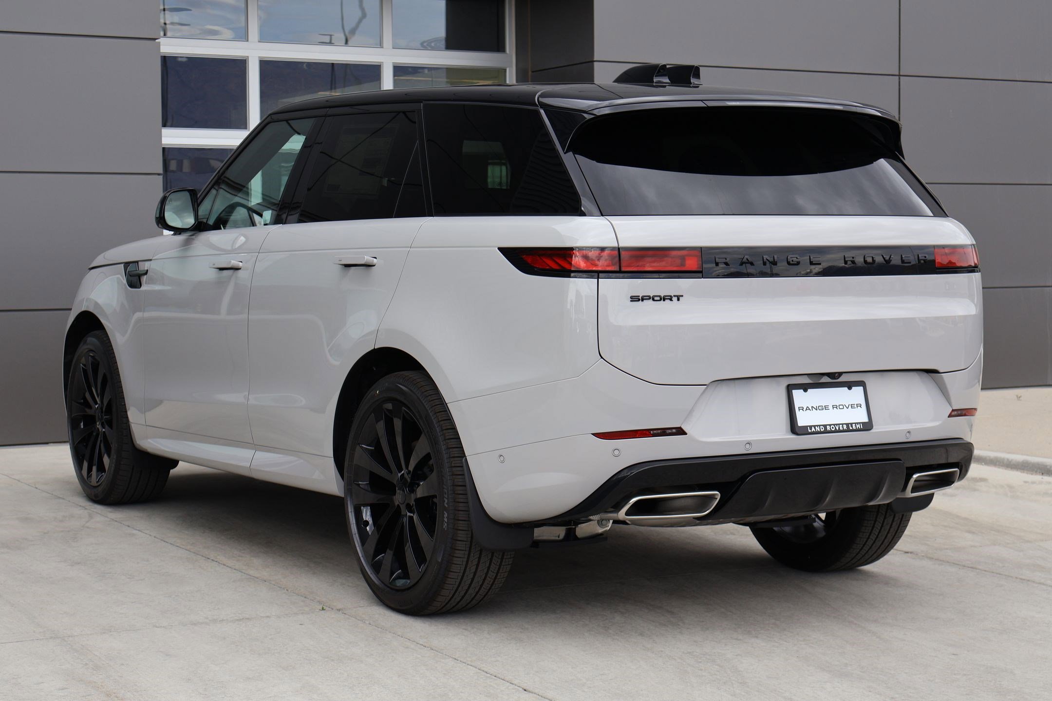 2026 Land Rover Range Rover Sport Dynamic SE