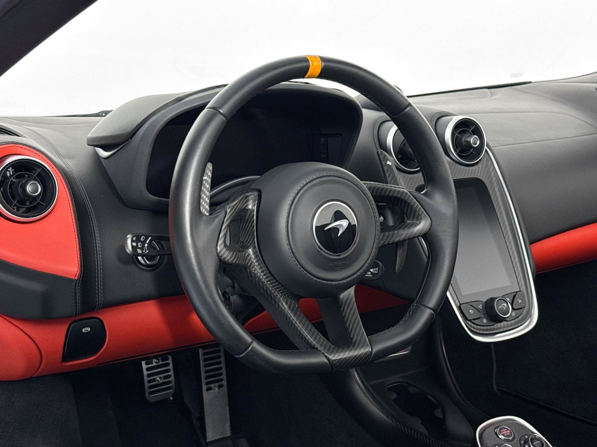 Used 2020 McLaren 600LT Spider photo 12