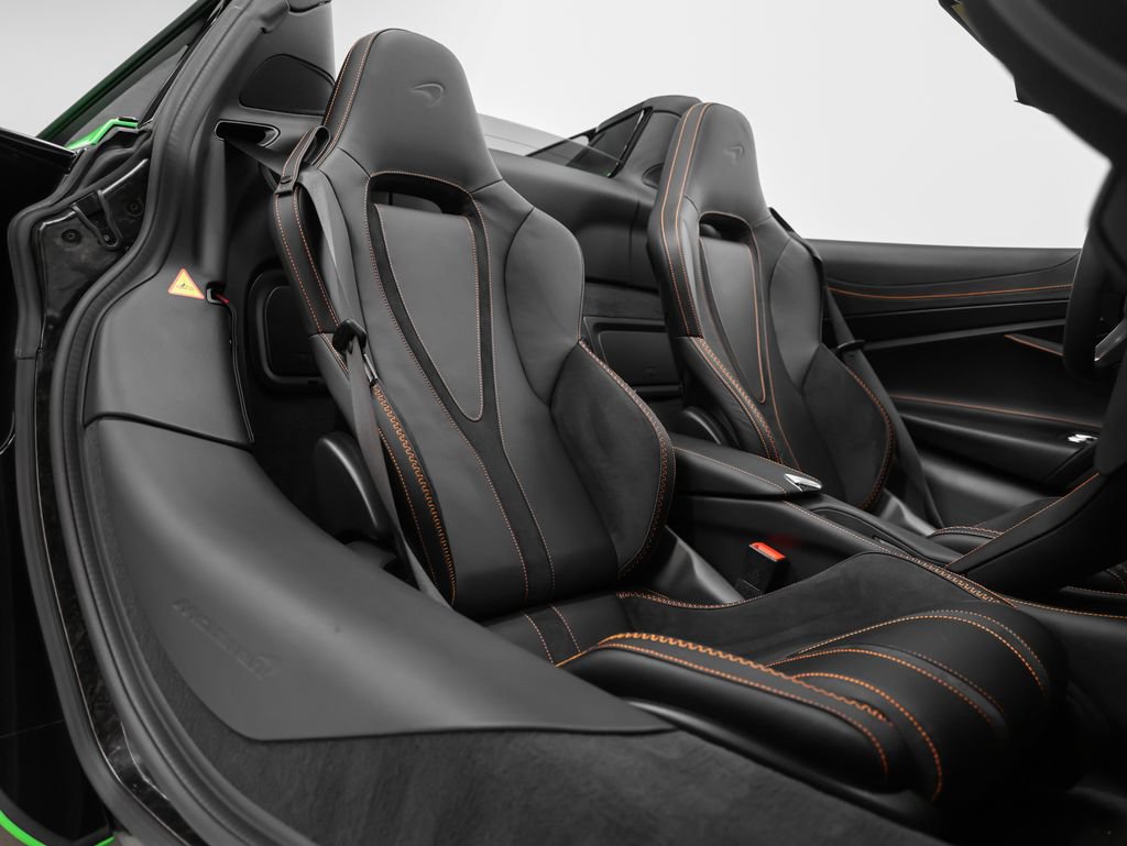 Used 2025 McLaren 750S Spider photo 20