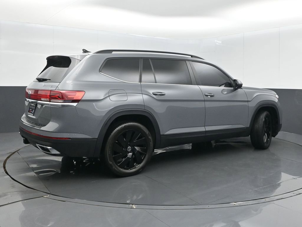 2025 Volkswagen Atlas SE