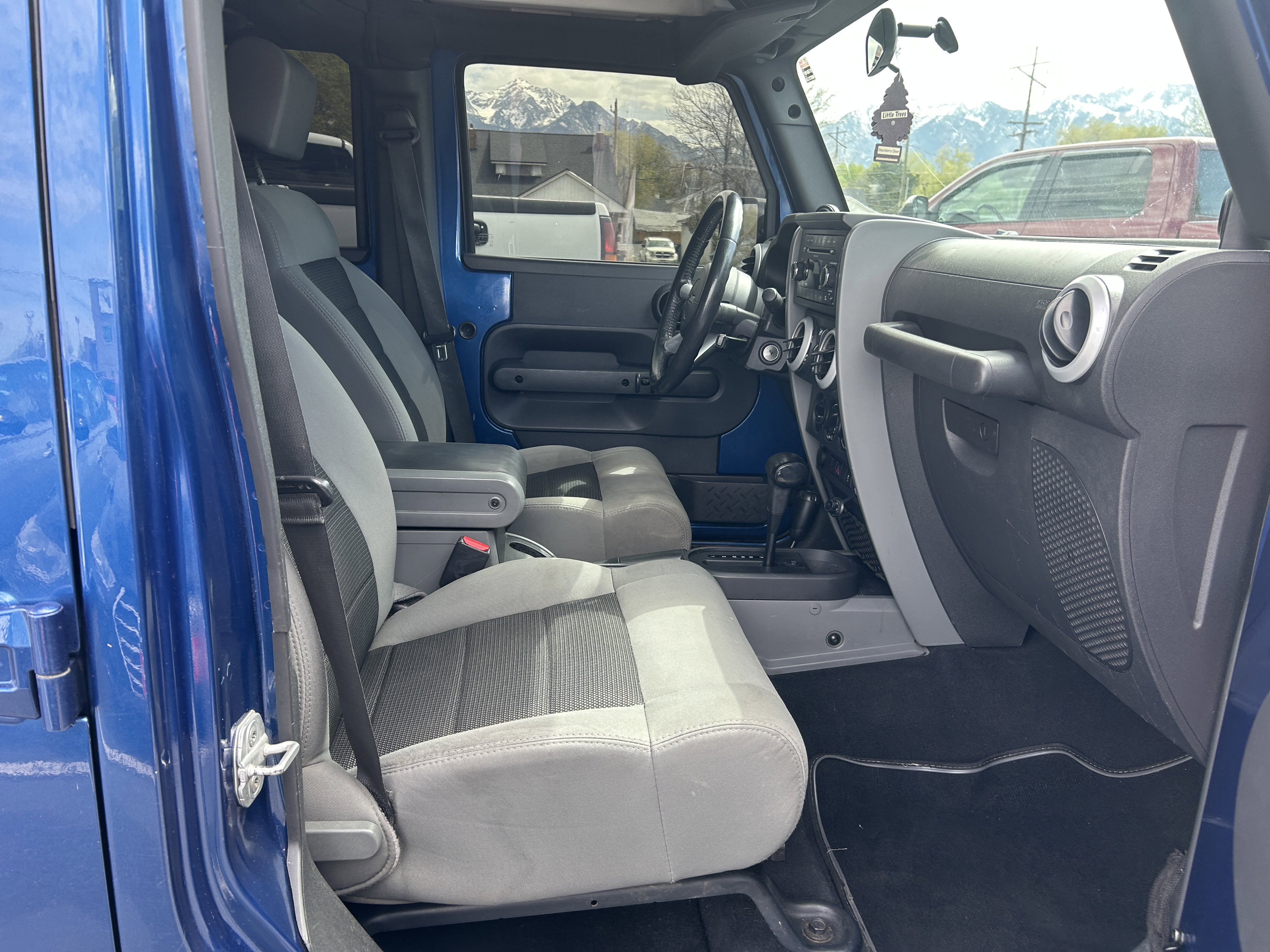 2010 Jeep Wrangler Unlimited Sahara