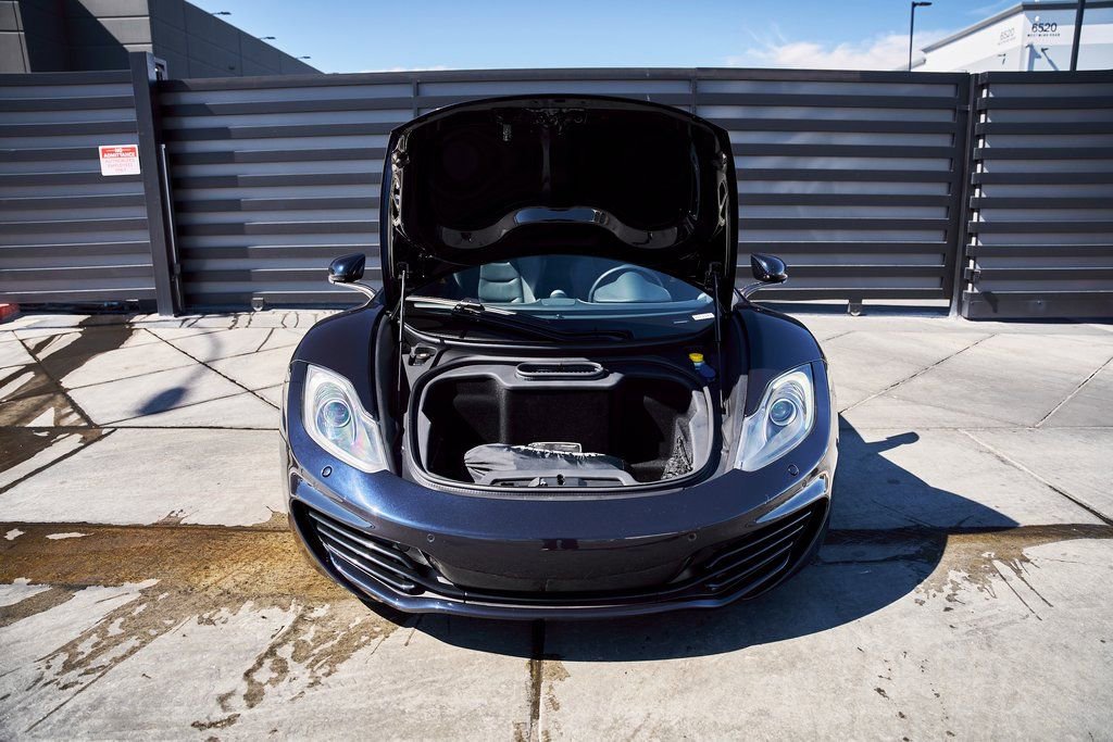 2012 McLaren MP4-12C Coupe