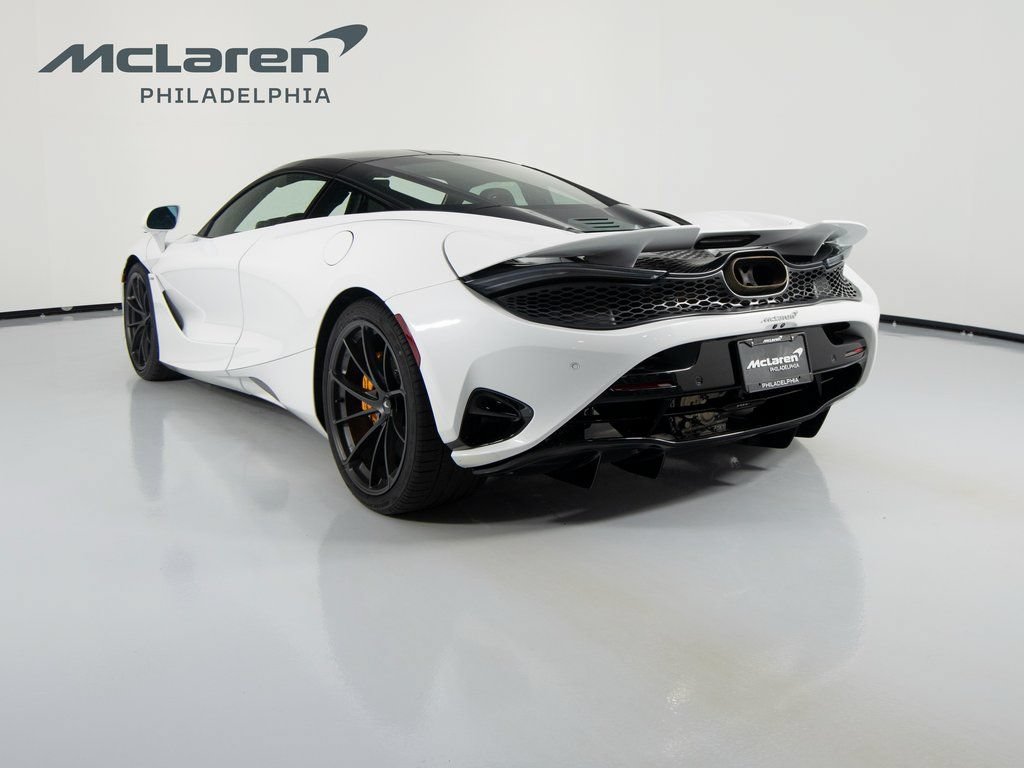 Used 2025 McLaren 750S photo 7