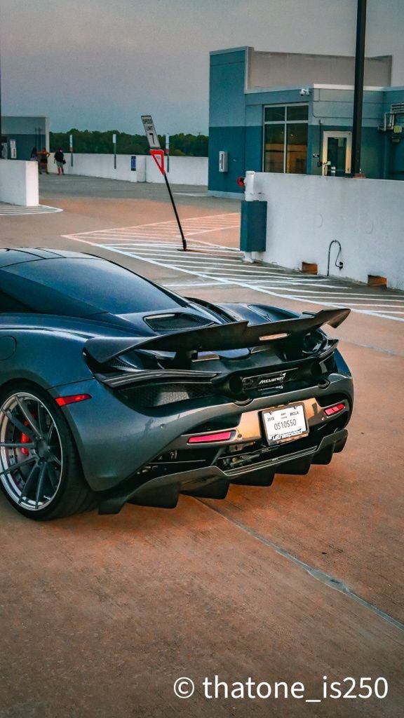 Used 2019 McLaren 720S Performance photo 13