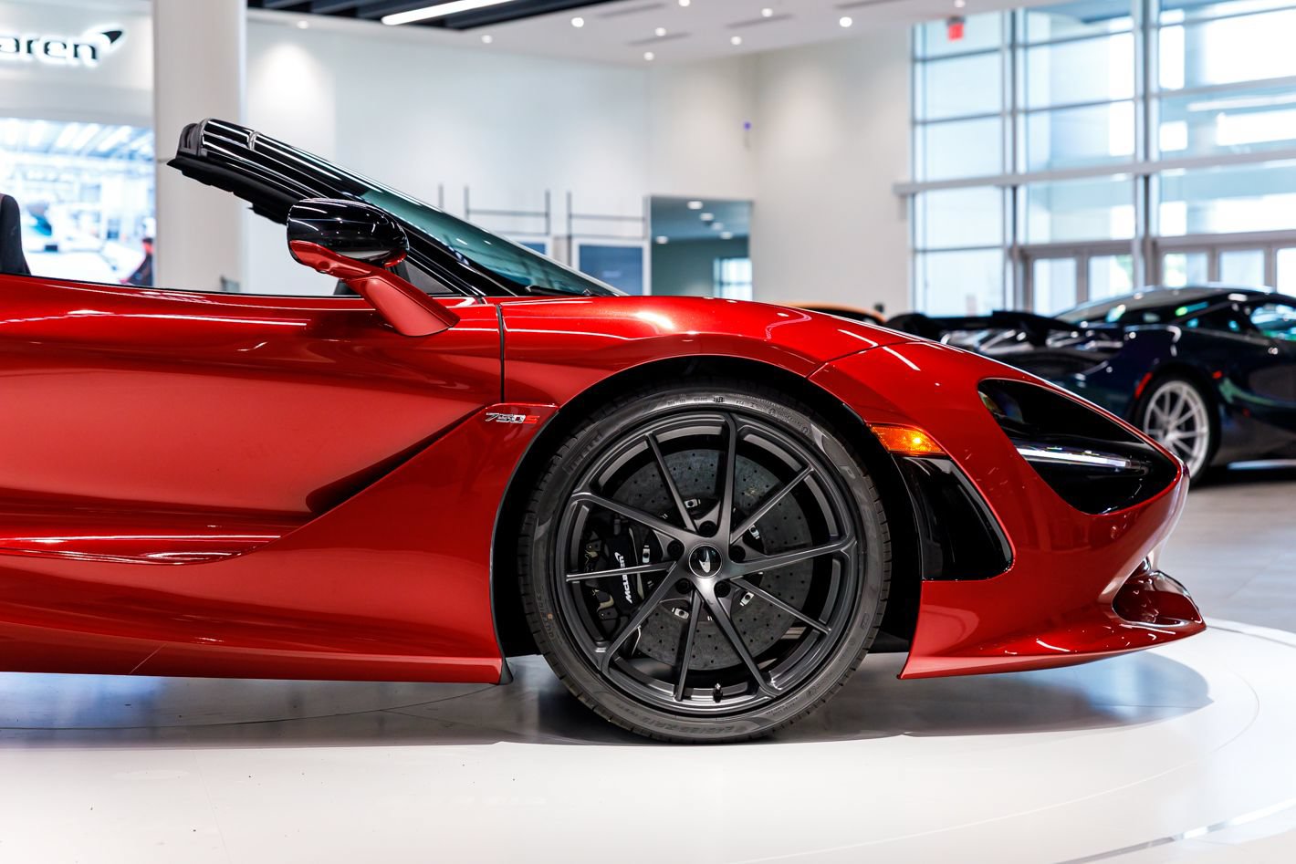 Used 2027 McLaren 750S Spider photo 35