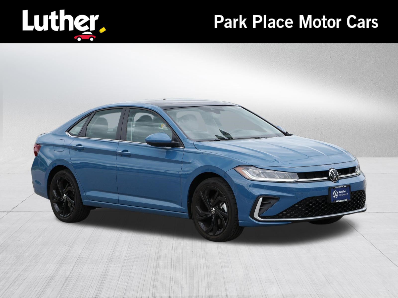 Certified 2025 Volkswagen Jetta SE w/ Sunroof Package