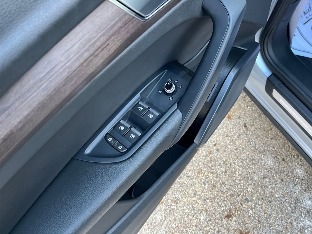 2023 Audi Q5 2.0T Premium