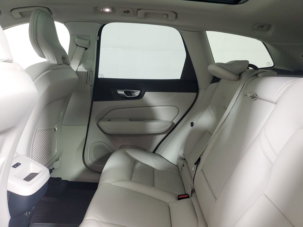 2023 Volvo Xc60 B5 Plus