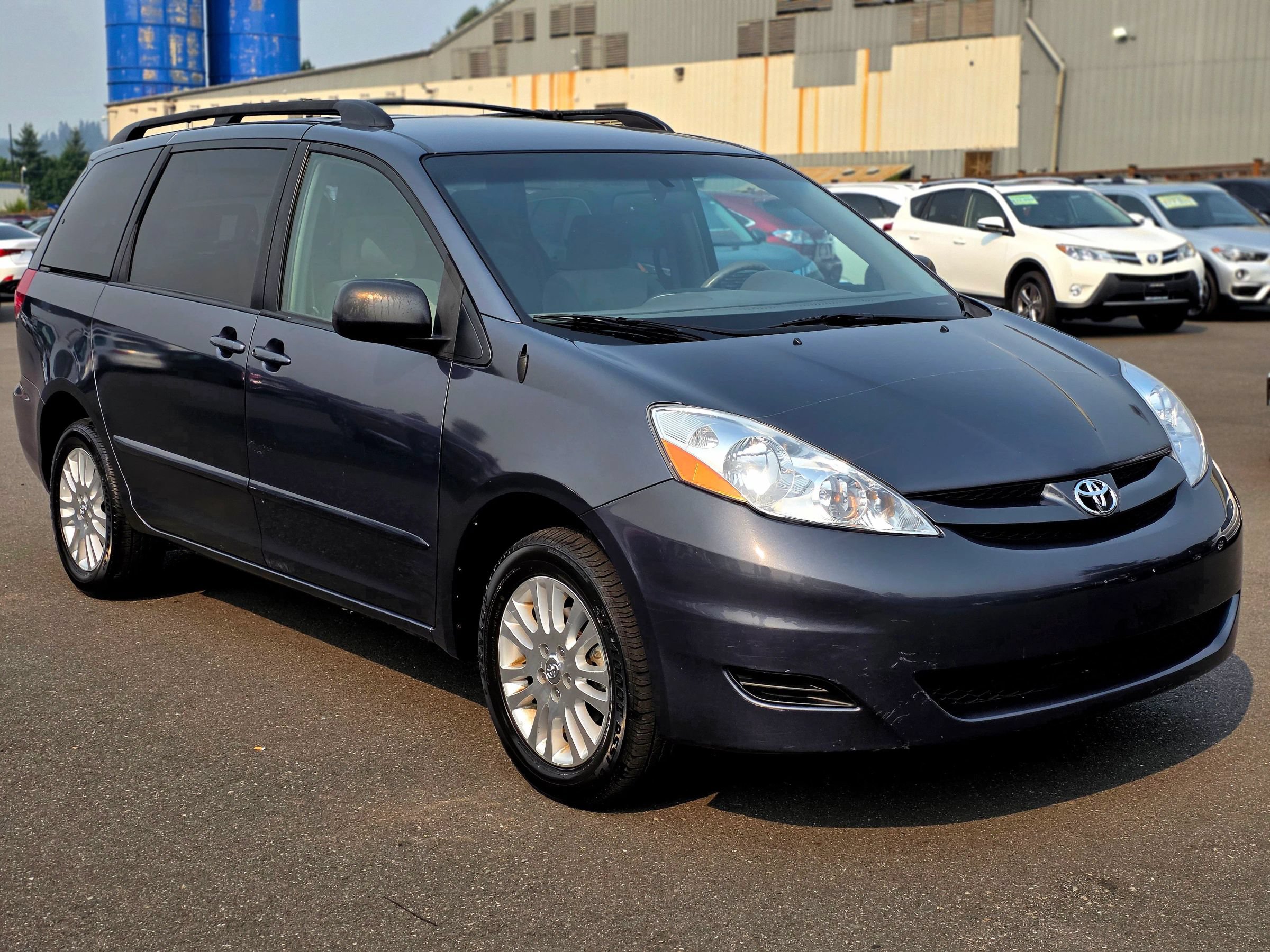Used 2007 Toyota Sienna LE