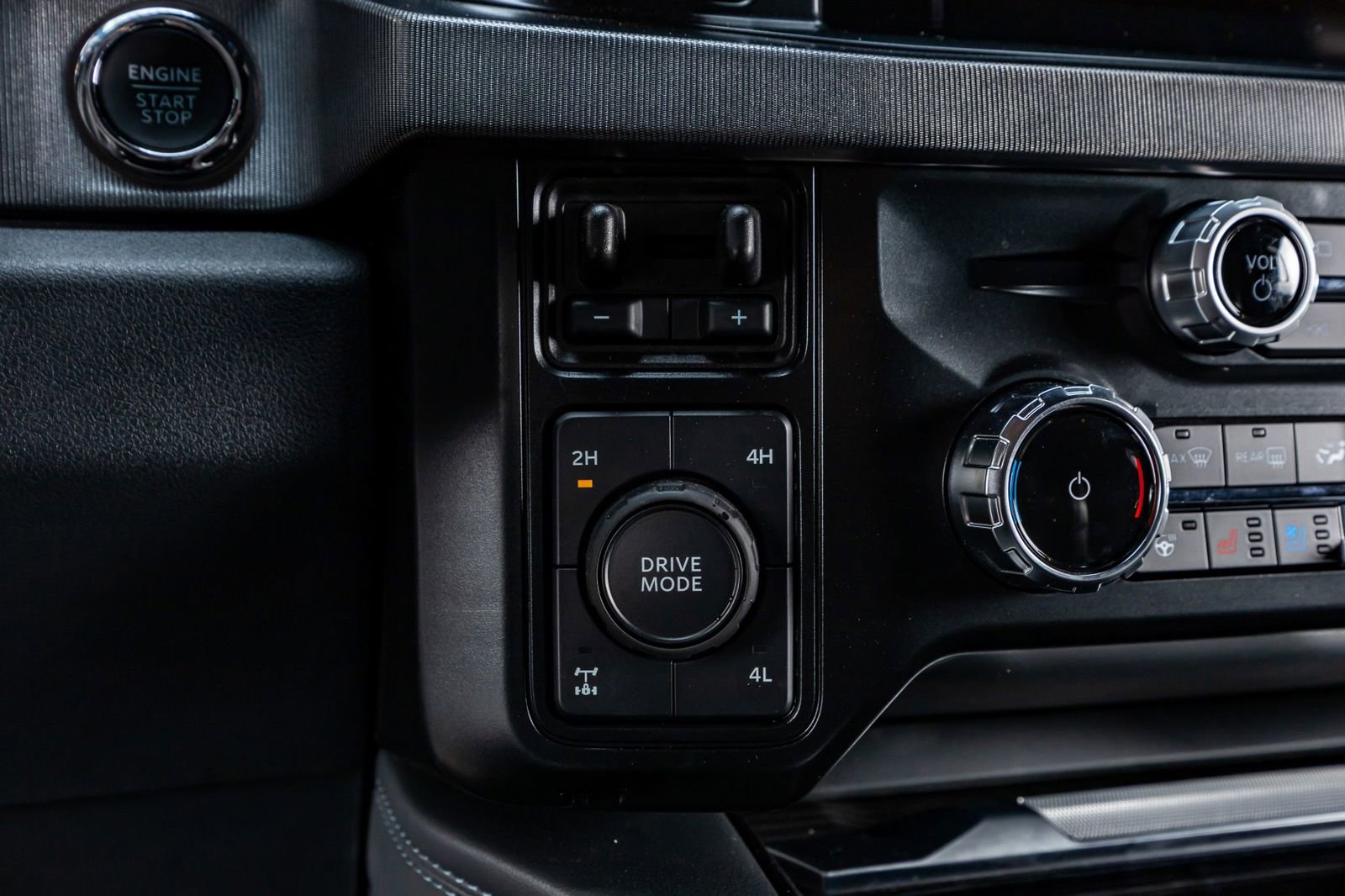 2025 Ford F250 Platinum