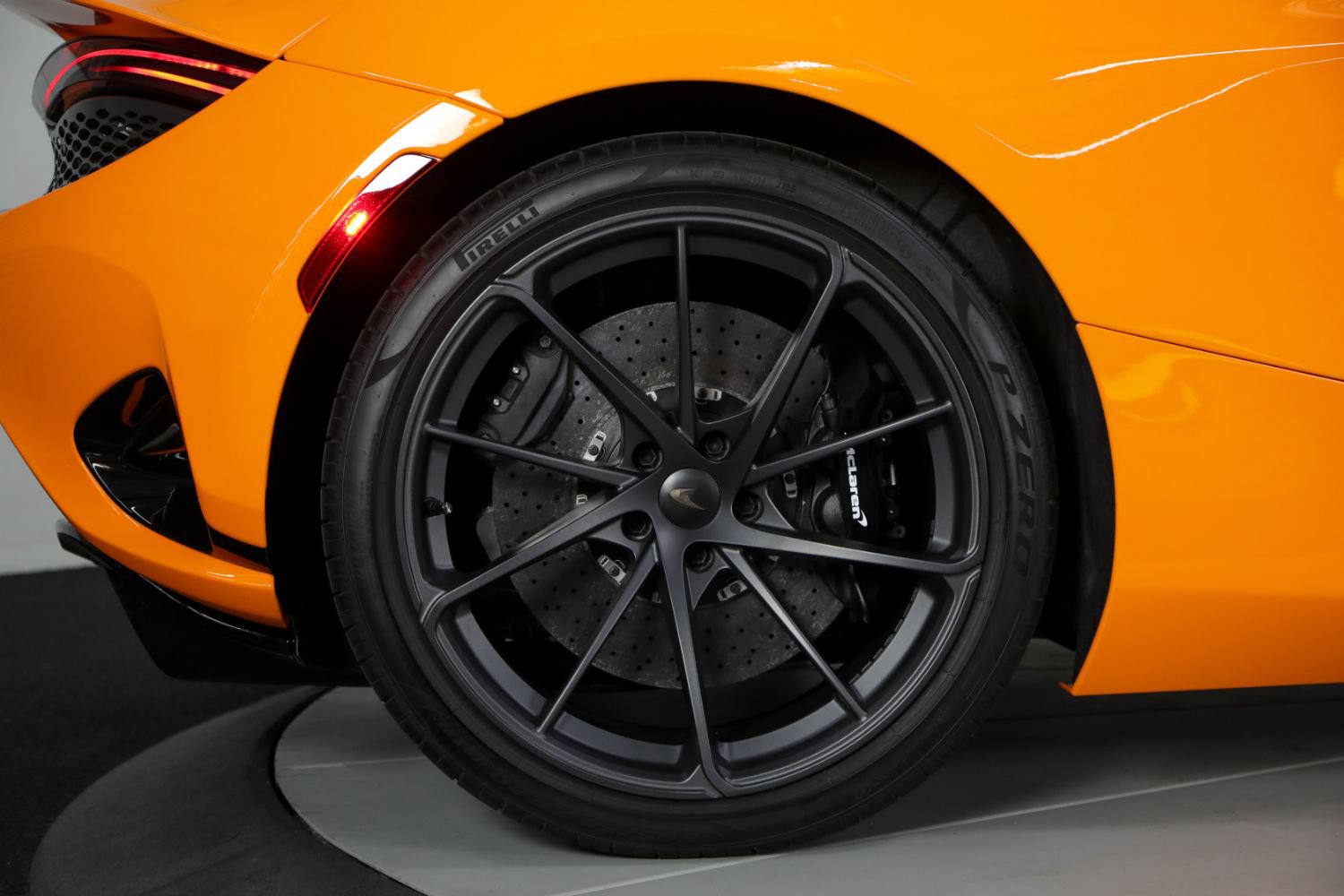 Used 2026 McLaren 750S Spider photo 27