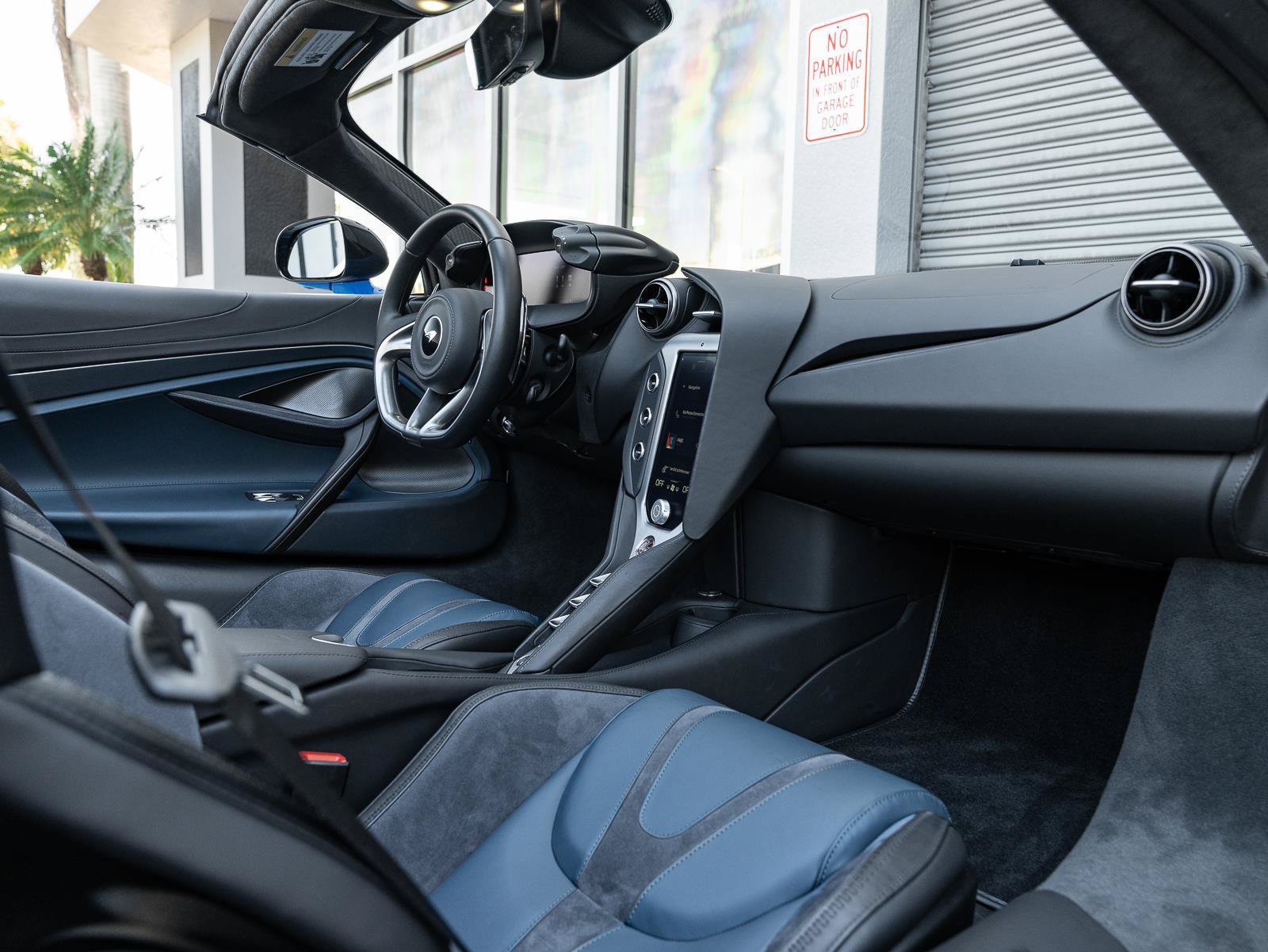 Used 2024 McLaren 750S Spider 2