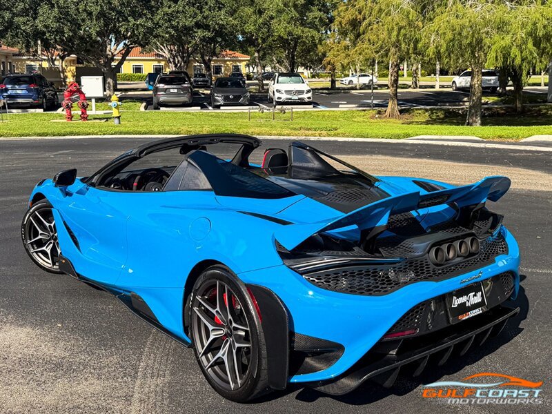 Used 2022 McLaren 765LT photo 46