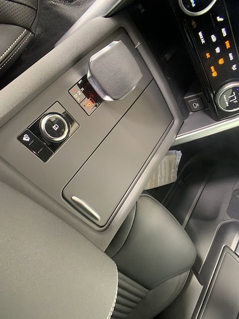 2025 Land Rover Discovery Dynamic SE