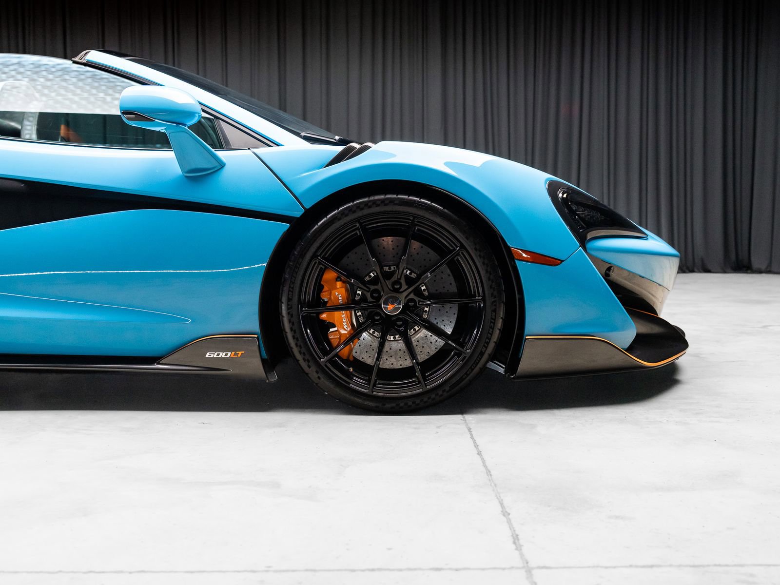 Used 2020 McLaren 600LT Spider photo 34