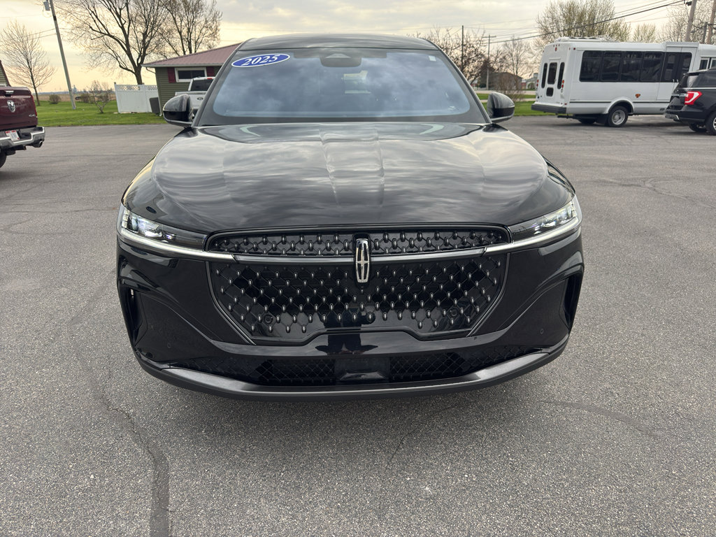 2025 Lincoln Nautilus Premier