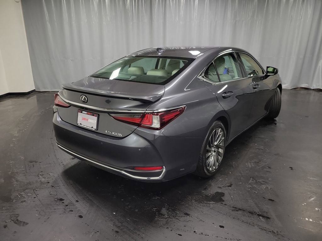 2024 Lexus ES 300h