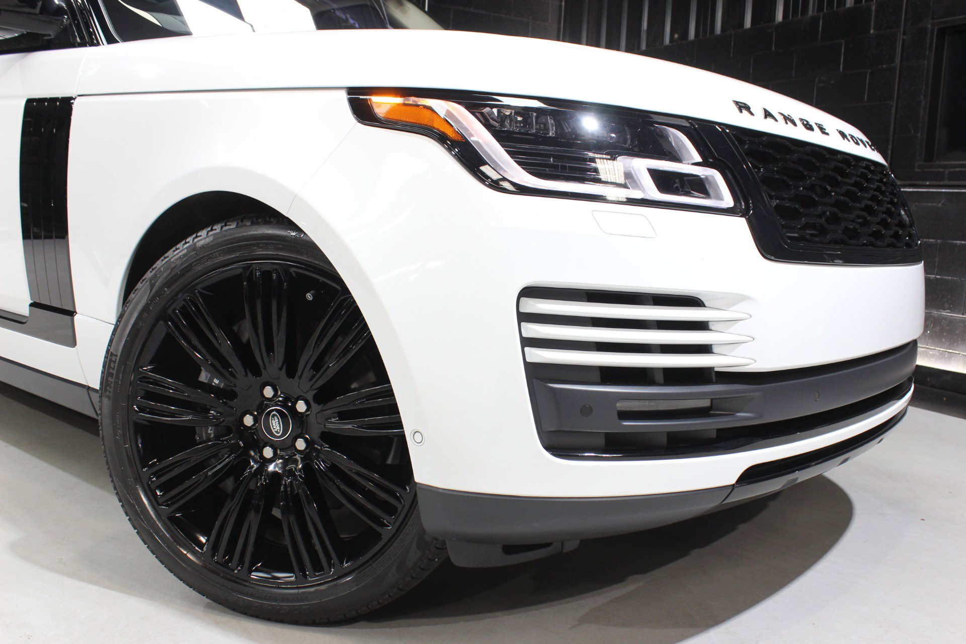 2021 Land Rover Range Rover Westminster Edition