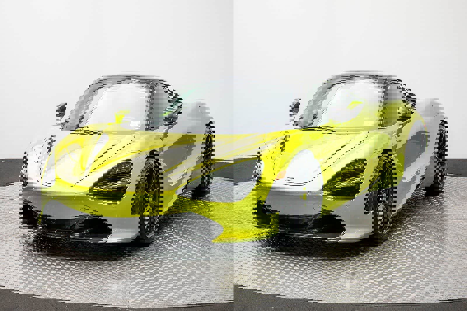 Used 2023 McLaren 720S Performance photo 54