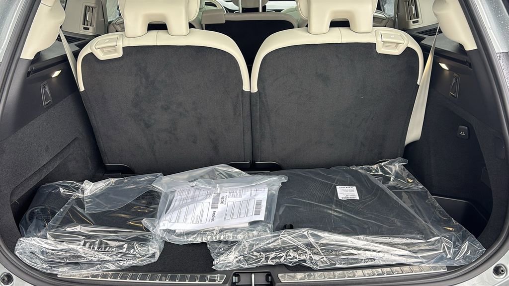 2026 Volvo Xc90 B6 Ultra