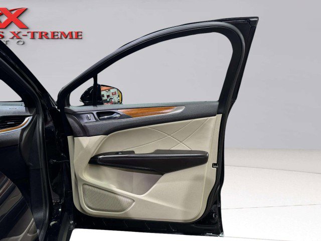 2019 Lincoln MKC Select