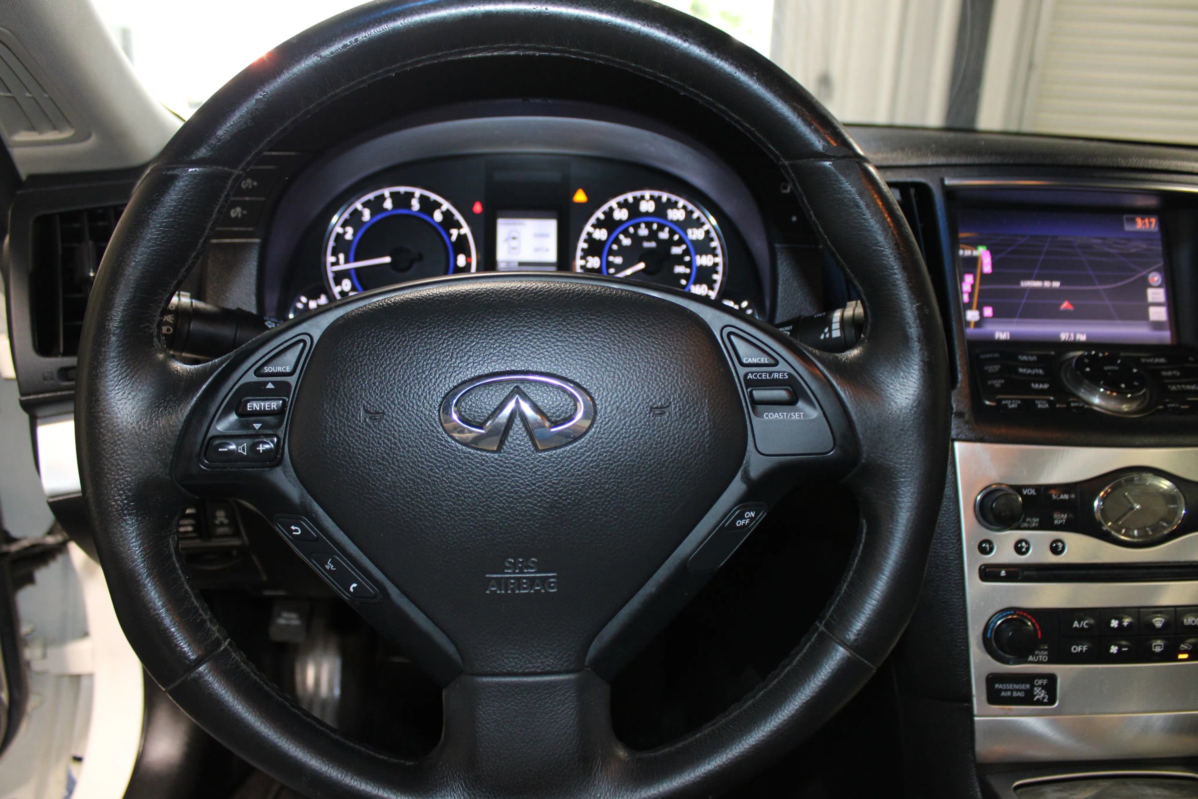 2014 INFINITI Q60 Journey