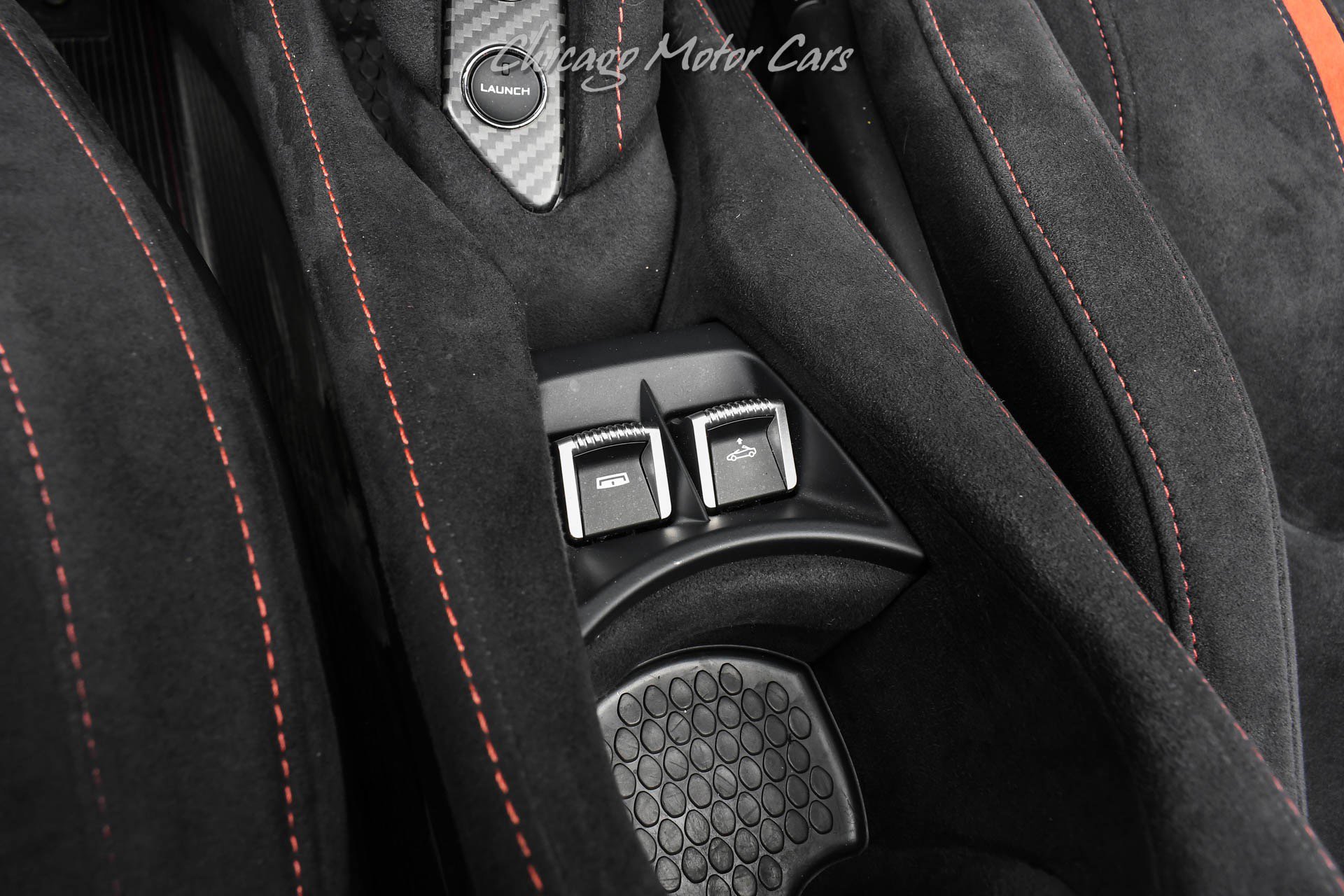 Used 2022 McLaren 765LT photo 17