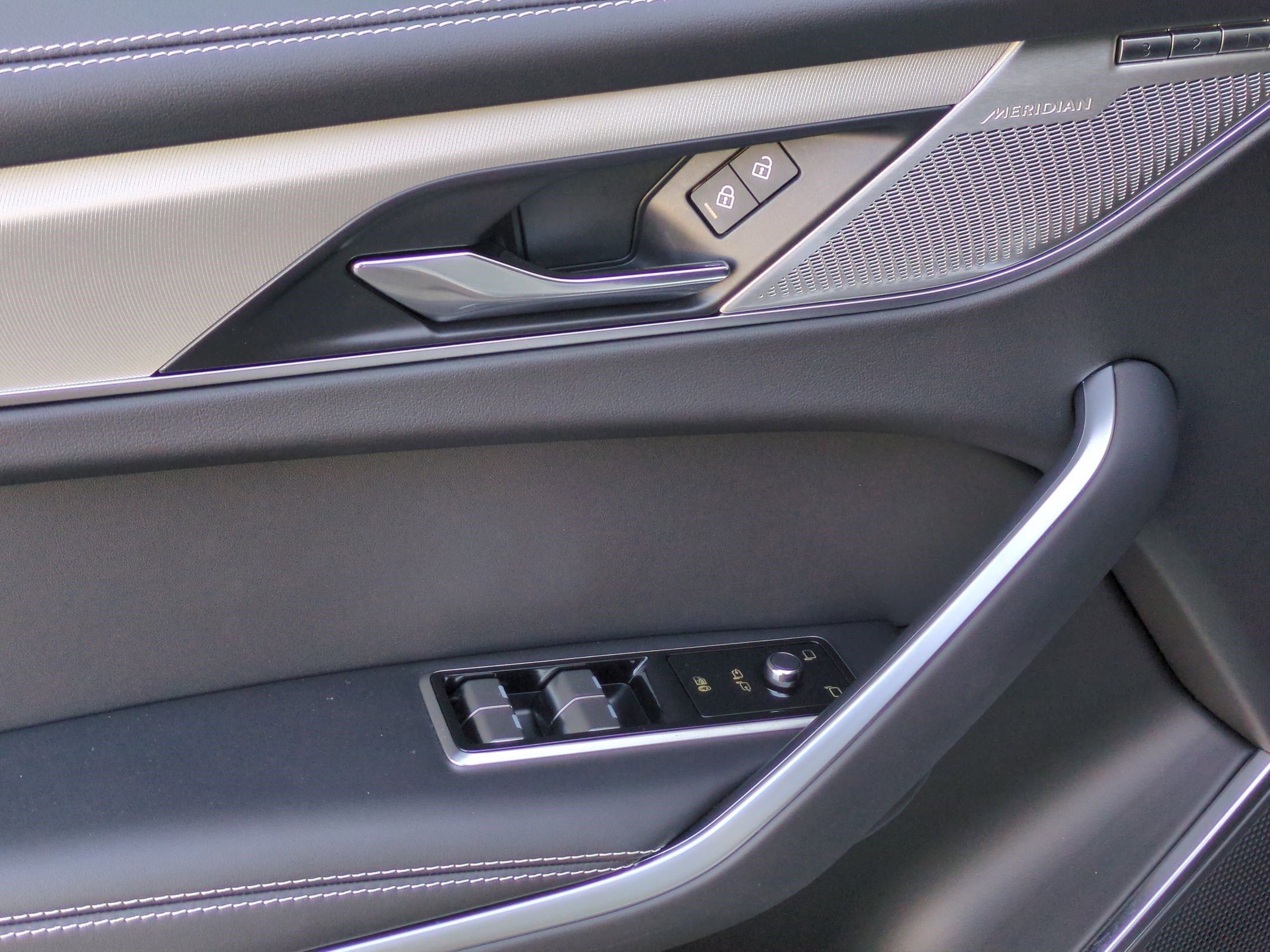 2026 Jaguar F-PACE R-Dynamic S