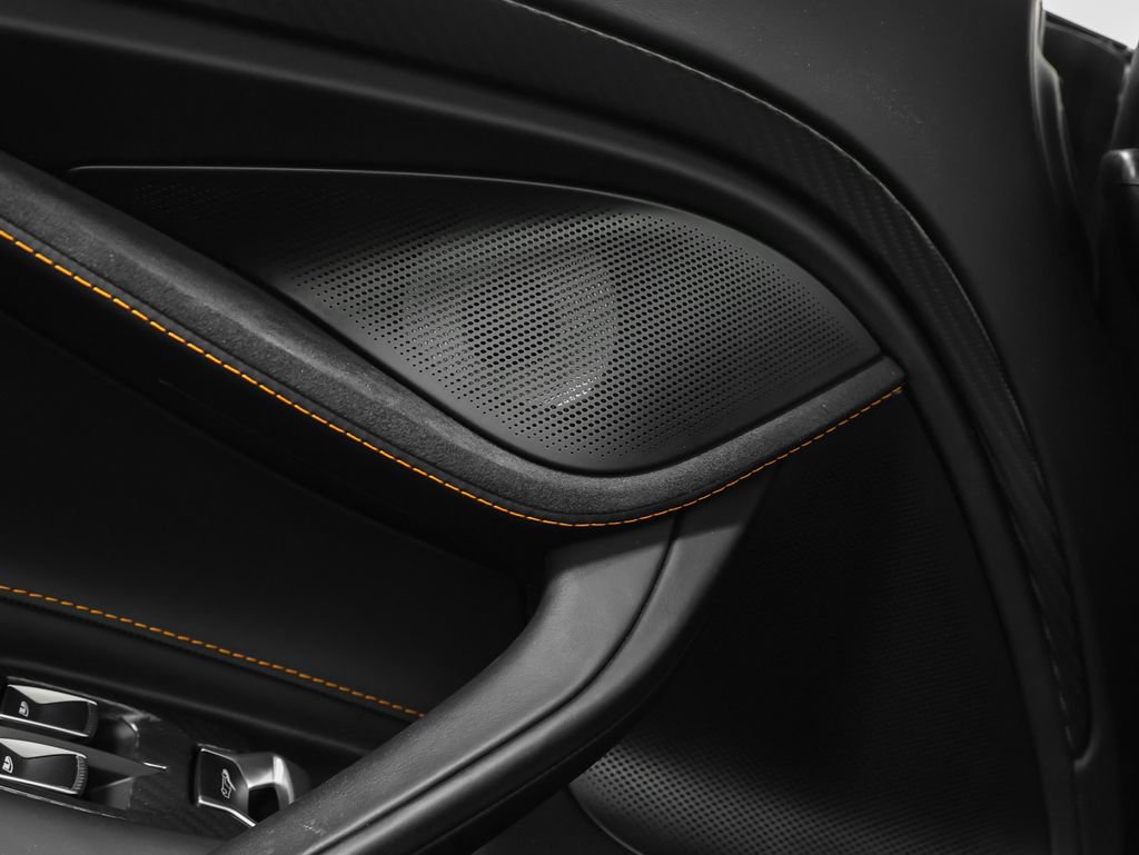 Used 2025 McLaren 750S Spider photo 58