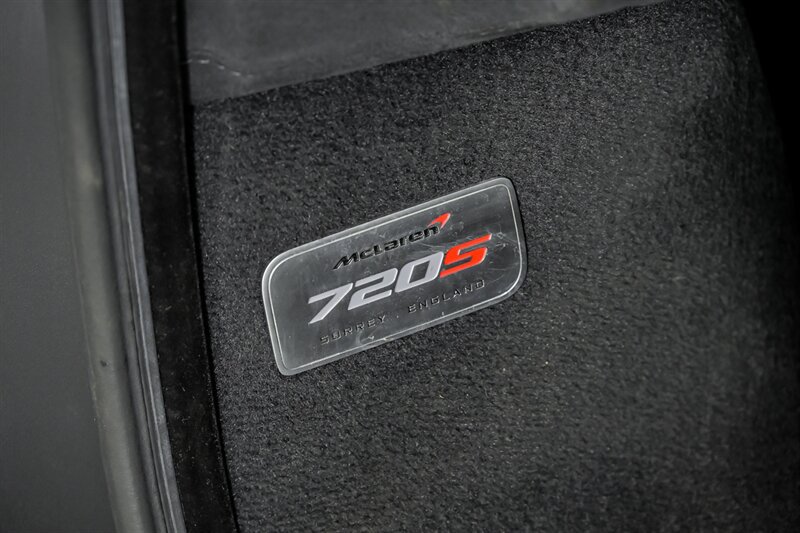 Used 2018 McLaren 720S Performance photo 28