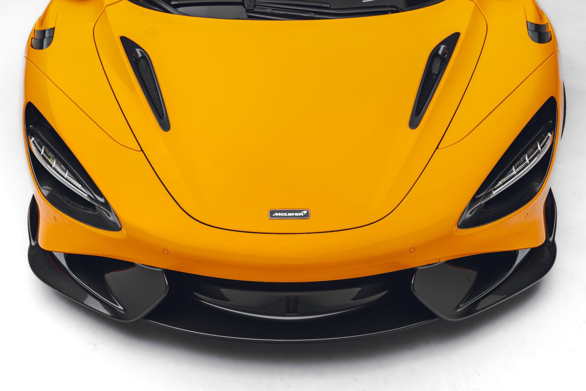 Used 2021 McLaren 765LT photo 17