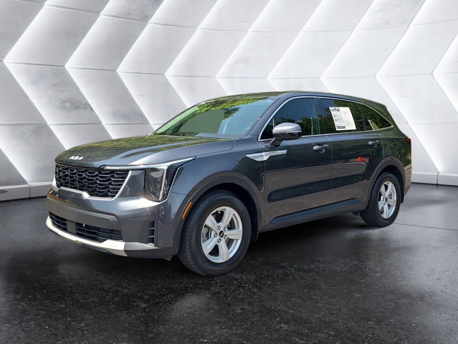Used 2024 Kia Sorento LX