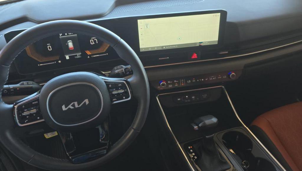 2025 Kia Carnival EX