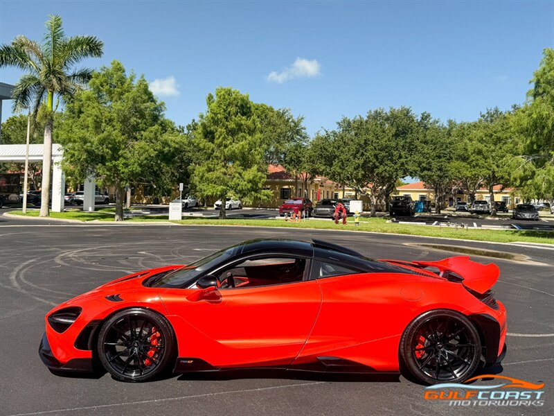 Used 2021 McLaren 765LT photo 35