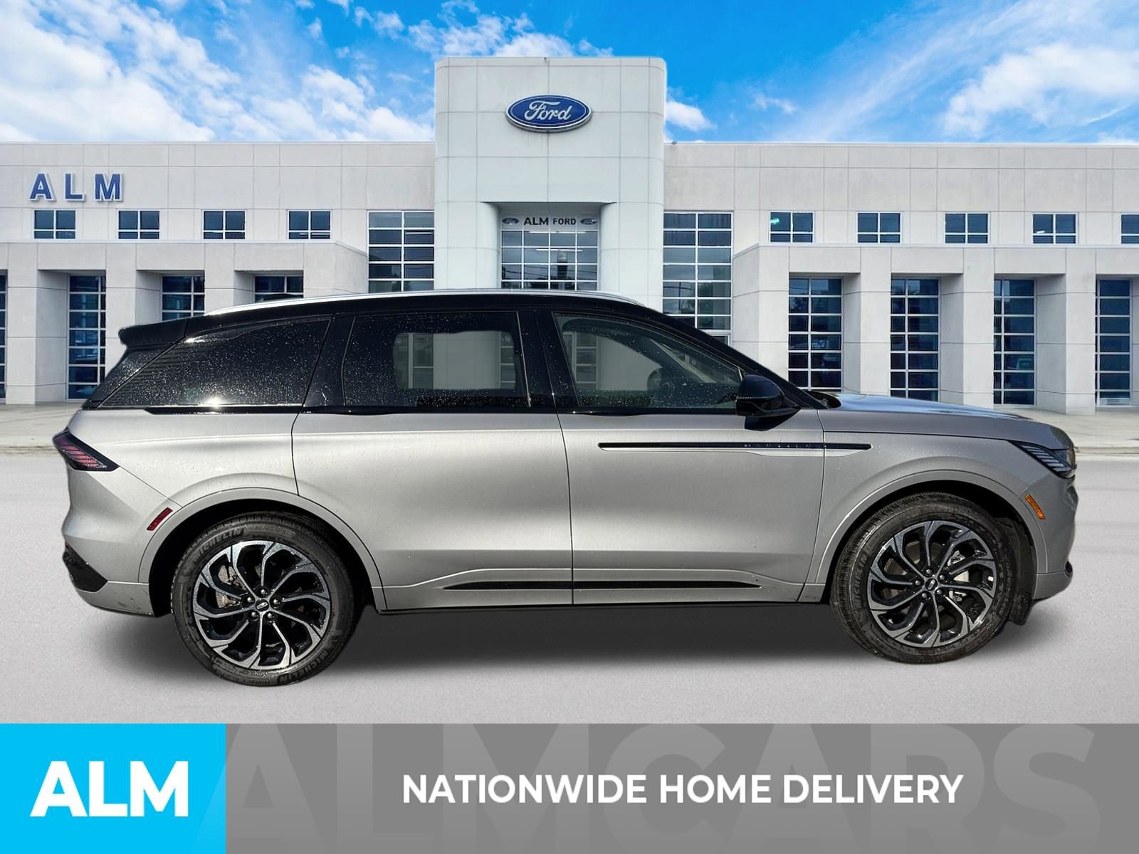 2025 Lincoln Nautilus Reserve