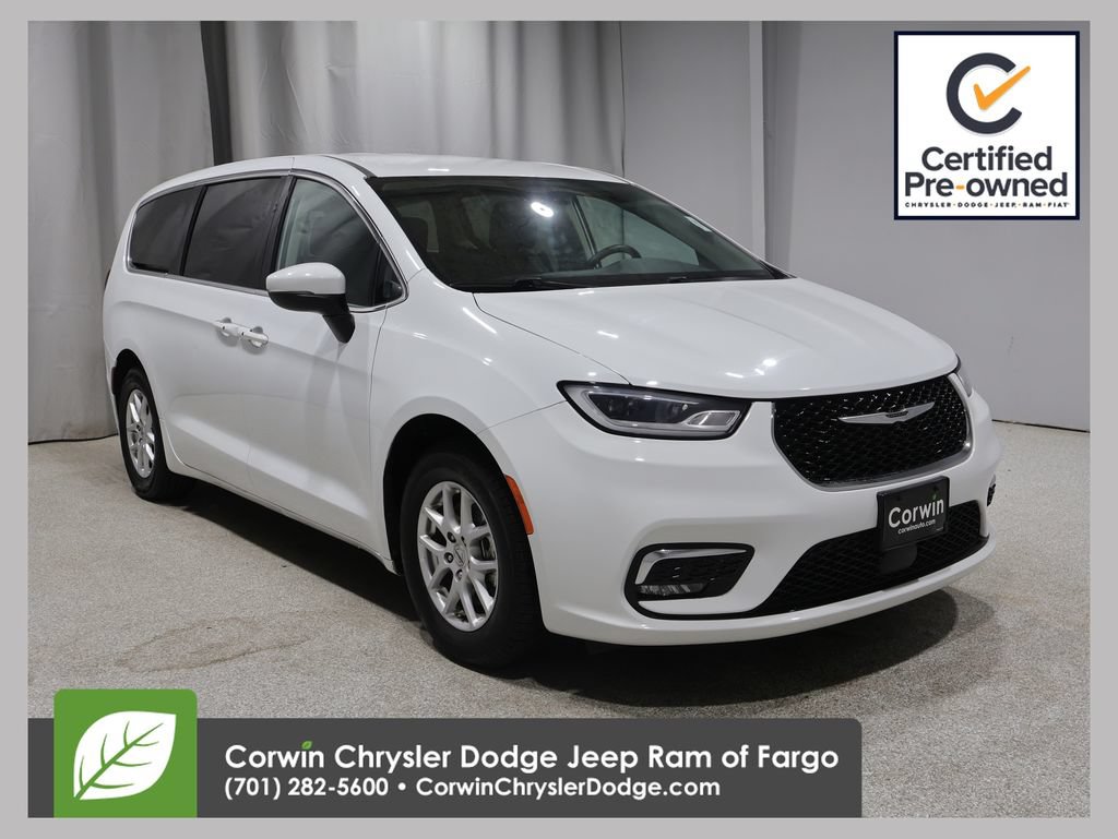 Certified 2023 Chrysler Pacifica Touring-L