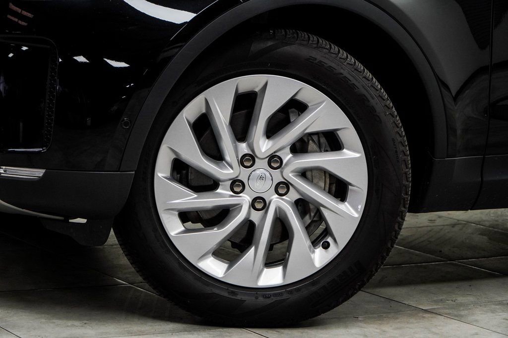 2025 Land Rover Discovery S