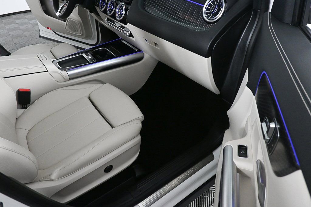 2025 Mercedes-Benz GLA 250