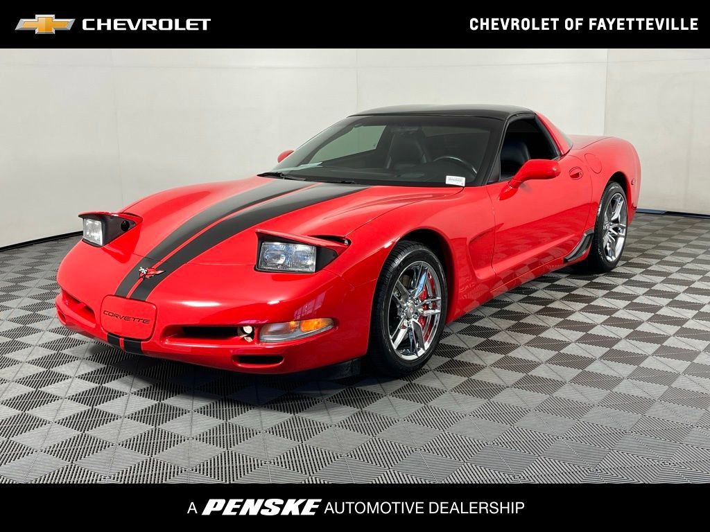 Used 1999 Chevrolet Corvette Coupe w/ Roof Pkg